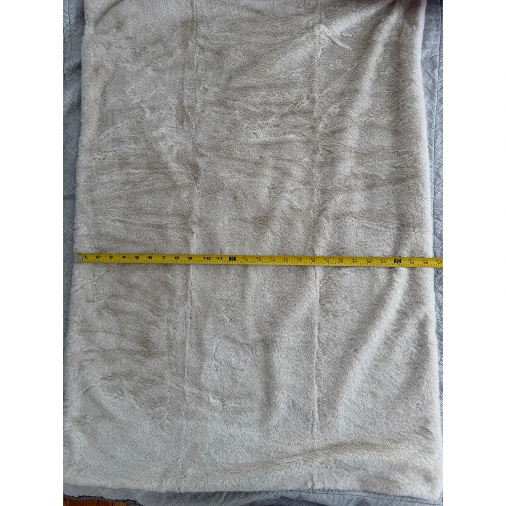 Pottery Barn Kids Faux Fur Baby Stroller Blanket Tan Beige Plush 40x26